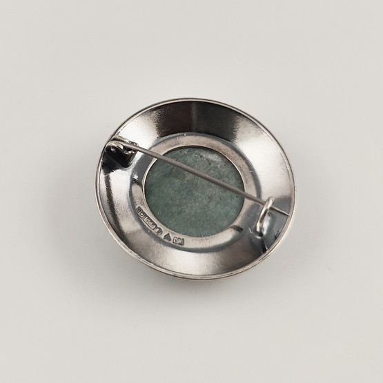 Kalevala Koru | SOLKI -1643 | Rintakoru |  Kromimarmori  | Hopeaa