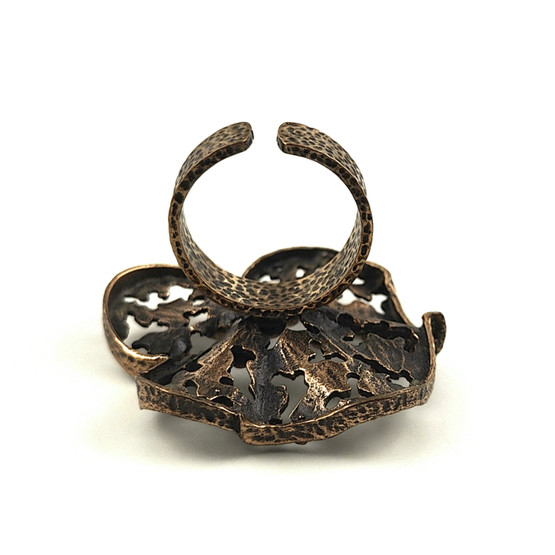 Kultasepät Salovaara ky | K.Sara | iso KUKKA Sormus | Pronssia 