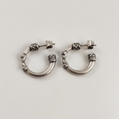 Kalevala Koru |  Hirvenpää -korvakorut | Renkaat | Hopeaa