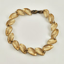 Kalevala Koru | Lumikukka Rannekoru | | Pronssia