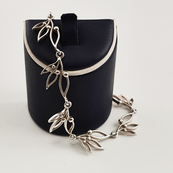 Lumoava koru | PIHLA rannekoru  | Hopeaa 