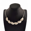 Kalevala Koru | Marja SUNA | Lumikukka -kääty | kaulakoru Hopeaa