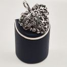 Lumoava Koru | Carina Blomqvist | (iso)  BELLA -riipus  | Hopeaa