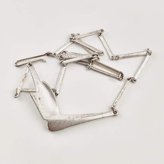 Lapponia koru | Hespera kääty |  kaulakoru | Hopeaa -99