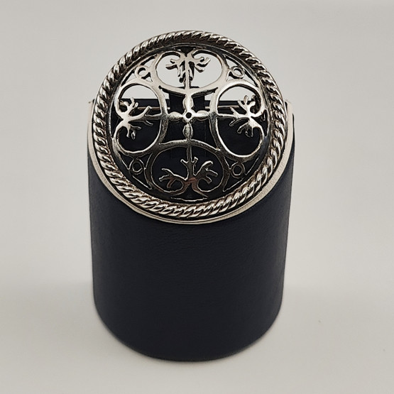 Ko/y , Kellotuote Helsinki | RINTAKORU / RIIPUS |  Hopeaa 