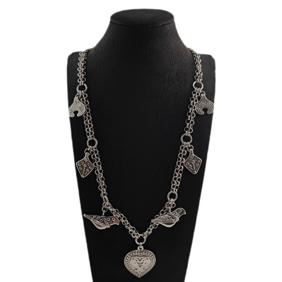 KK | Kalevala Koru | Aarrekääty kaulakoru | Hopeaa -94