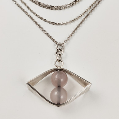 Kupittaan kulta oy | Elis Kauppi | ruusukvartsi riipus | kaulakoru | Hopeaa -62