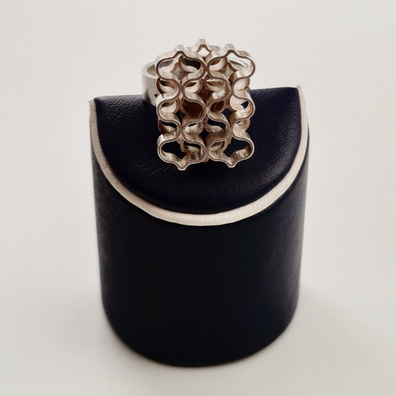 Kupittaan kulta oy | Elis Kauppi | Ring | 916 Silver -68