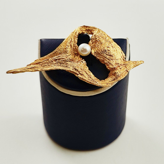 N. Westerback | Helky Juvonen | Outa-sarjan  RIIPUS Helmellä  | 585 Kultaa -71