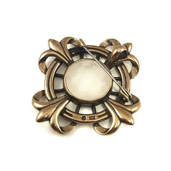 Kalevala Jewelry | LILY pendant/Brooch | Quartz | Bronze