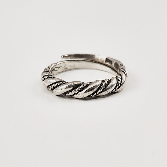 Kalevala Jewelry | 'Halikko Lampola' Ring | 17mm | Sterling