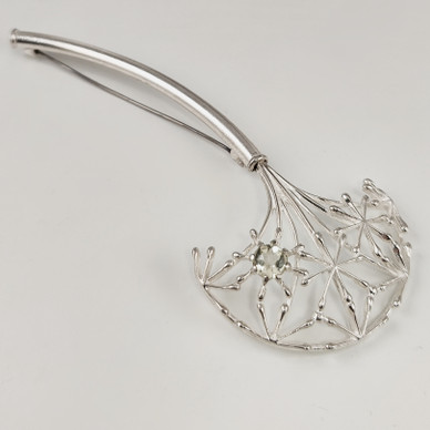 Kalevala Koru | (iso) Naisen Ääni -Solki | kvartsi | Hopeaa