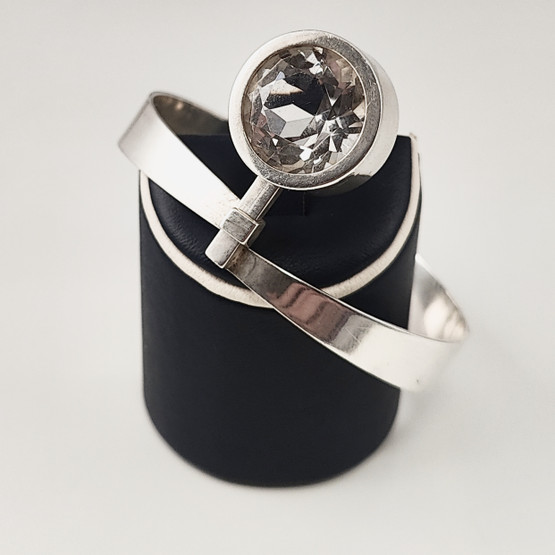 Kupittaa jewelry | Design by Elis Kauppi | Rick crystal  Bracelet | 813 Silver -65