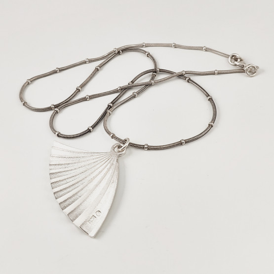 Kalevala Jewelry | ´Plisé ´-Pendant | Necklace | Sterling