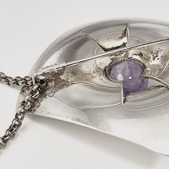 Kupittaa jewelry | Elis Kauppi | Amethyst Brooch | 813 Silver -61