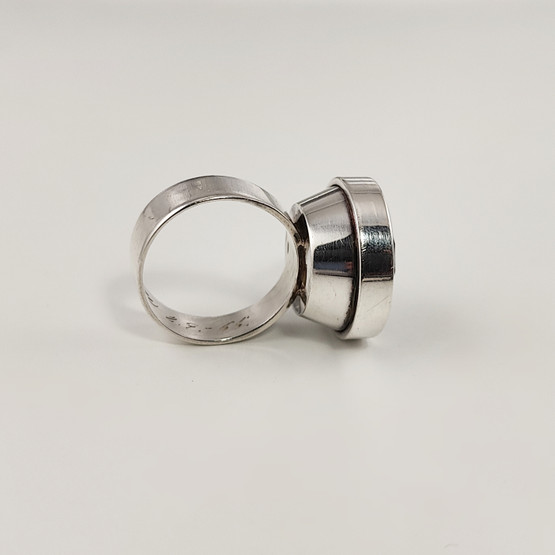 Kupittaan Kulta oy | Elis Kauppi | Ring | Rock Crystal | 916 Silver -64