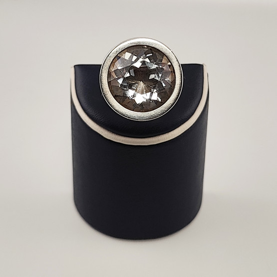 Kupittaan Kulta oy | Elis Kauppi | Ring | Rock Crystal | 916 Silver -64