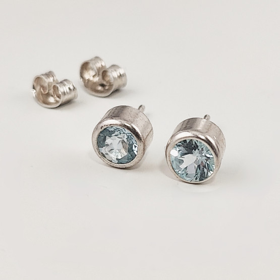 Kalevala Jewelry | ´Spring´-earrings | blue topaz | Sterling