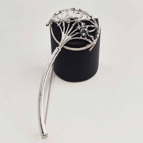 Kalevala Jewelry | ´a Woman's Voice´-Brooch | TOPAZ |  Sterling