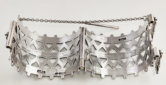 Kalevala Jewelry | Design by GERMUND Paaer | ´Merjalainen´ Bracelet | 925 Sterling