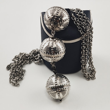 Kalevala Koru | Halikon käätykorut | Filigraani 3-palloa riipus | Kaulakoru  hopeaa