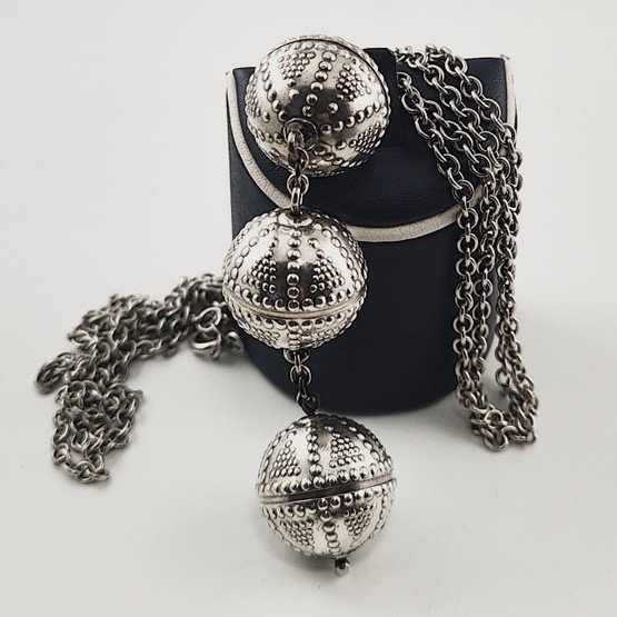 Kalevala Jewelry |  'Halikko' Filigree pendant | 3-balls | Necklace |  Sterling