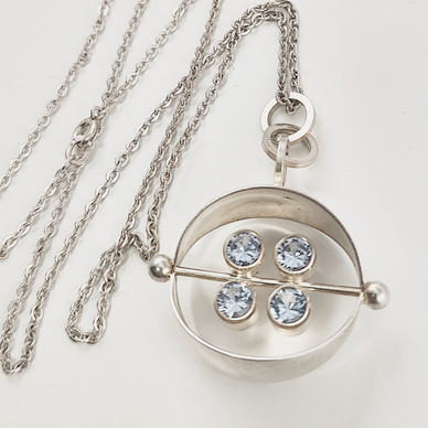 Kupittaan kulta oy | Elis Kauppi | vintage riipus sinisillä kivillä| kaulakoru | Hopeaa -66