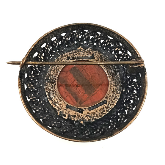 Turun Hopea oy | Pentti Sarpaneva | PUNOS solki | Rintakoru | Pronssia