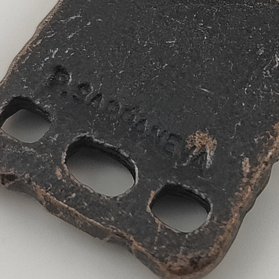 Turun Hopea oy | Pentti Sarpaneva | 10cm  Ristiriipus | PITSI Kaulakoru | Pronssia