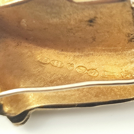 Lapponia | Björn Weckström | Valkea Terttu -Solki | Rintakoru Helmillä | 14k Kultaa -68