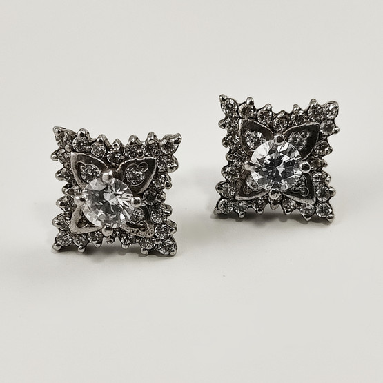 Upeat ja säihkyvät KORVAKORUT | Kirkkaat kivet | 925 Hopeaa