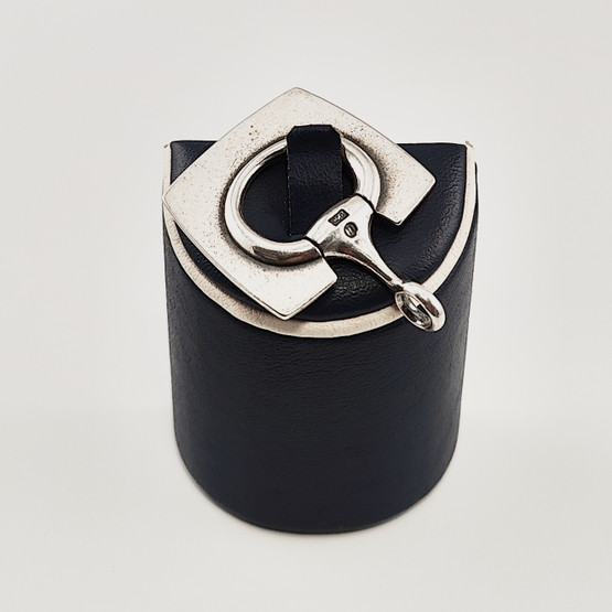 Kalevala Koru | RATSUMIES Riipus | Hopeaa