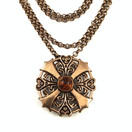 Kalevala Koru |  Kuukiven Riipus / Solki | Meripihka | Kaulakoru | Pronssia