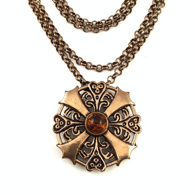 Kalevala Koru |  Kuukiven Riipus / Solki | Meripihka | Kaulakoru | Pronssia