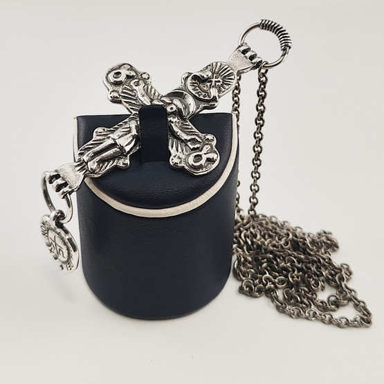 Kalevala Jewelry | (iso) Räisälän Krusifiksi -kaulakoru | Hopeaa  -96