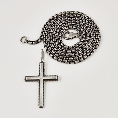 Kalevala Jewelry |  VÄINÖ -ristiriipus | Kaulakoru |  Hopeaa 