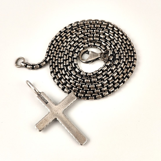 Kalevala Jewelry |  VÄINÖ -ristiriipus | Kaulakoru |  Hopeaa 