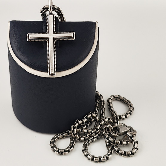 Kalevala Jewelry |  VÄINÖ -ristiriipus | Kaulakoru |  Hopeaa 