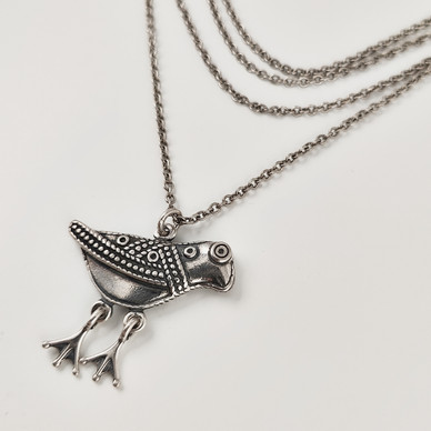 Kalevala Koru | (keskikoko) Hattulan Lintu Riipus | Kaulakoru |  Hopeaa 