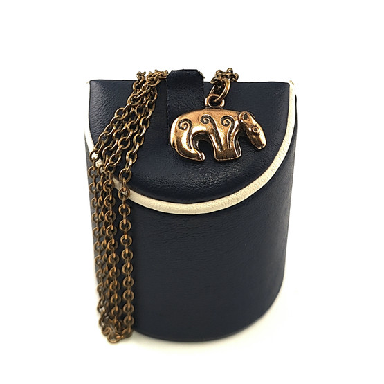 Kalevala koru | pieni KARHU Riipus | Kaulakoru | Pronssia