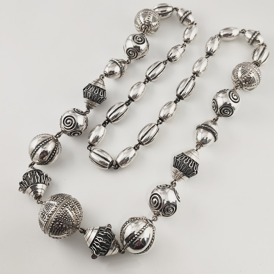 Kalevala koru | Halikon käätykorut | juhlakääty | kaulakoru & rannekoru | Hopeaa -87