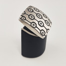 Kalevala Koru | (iso) Maan Voima - Riipus / Solki | Hopeaa 