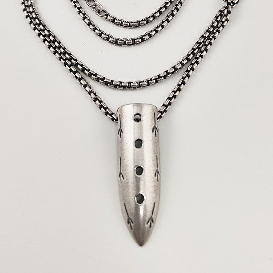 Kalevala Koru | Antti-Johan Kettunen | KORPPI riipus | Kaulakoru | Hopeaa