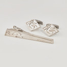 UT | Tarkkanen oy | Korusetti | Solmioneula & Kalvosinnapit | Hopeaa