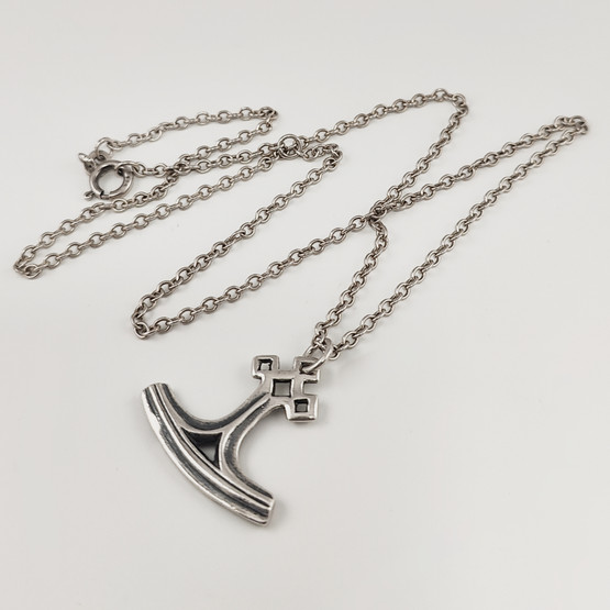 KK | Kalevala Koru | pieni Torin Vasara RIIPUS | Kaulakoru | Hopeaa 