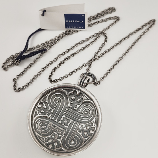 Kalevala Koru | (iso) Hannunvaakuna Riipus | Kaulakoru | Hopeaa -95