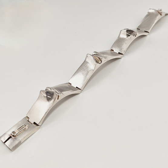 Lapponia koru | Björn Weckström | CERES -Rannekoru | Hopeaa -74