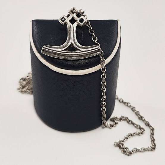 KK | Kalevala Koru | pieni Torin Vasara RIIPUS | Kaulakoru | Hopeaa 