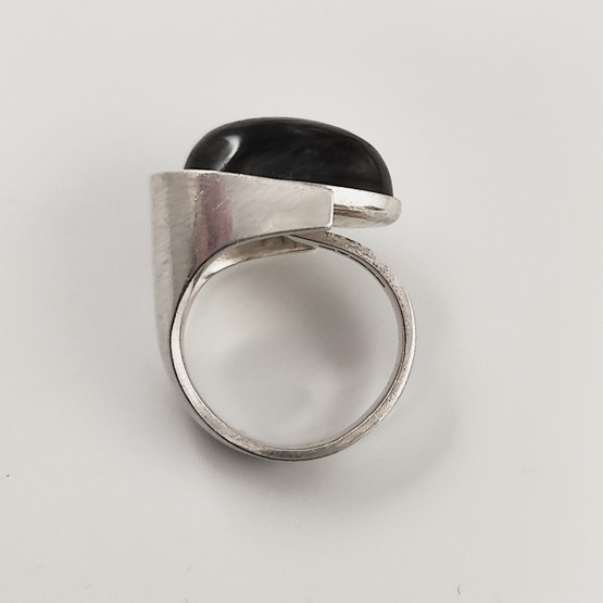 Kupittaan Kulta oy |  Elis Kauppi |  Sormus | Spektroliitti | Hopeaa -75