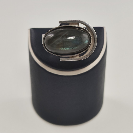 Kupittaan Kulta oy |  Elis Kauppi |  Sormus | Spektroliitti | Hopeaa -75